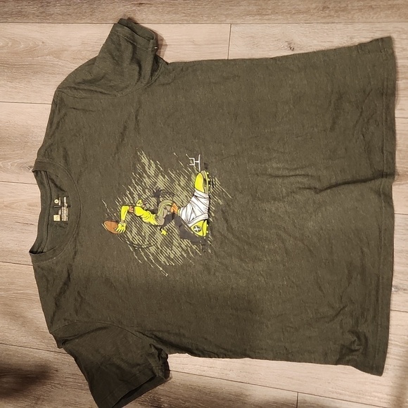 Xersion Football TShirt - Picture 1 of 4